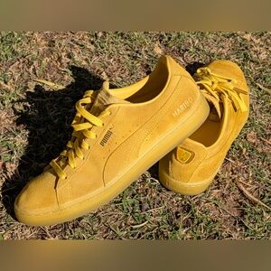 Puma Men's Yellow Sneakers